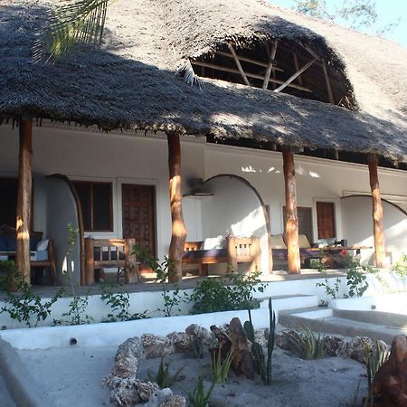 Sunset Beach Resort Watamu Ngoại thất bức ảnh