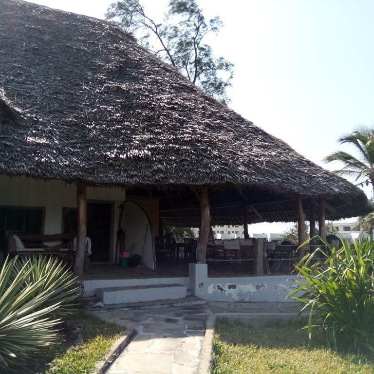 Sunset Beach Resort Watamu Ngoại thất bức ảnh